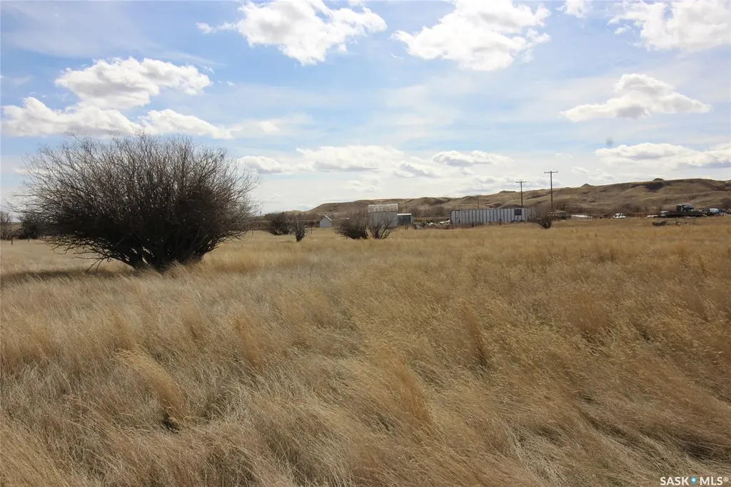 0 Railway Street E Eastend SK S0N 0T0