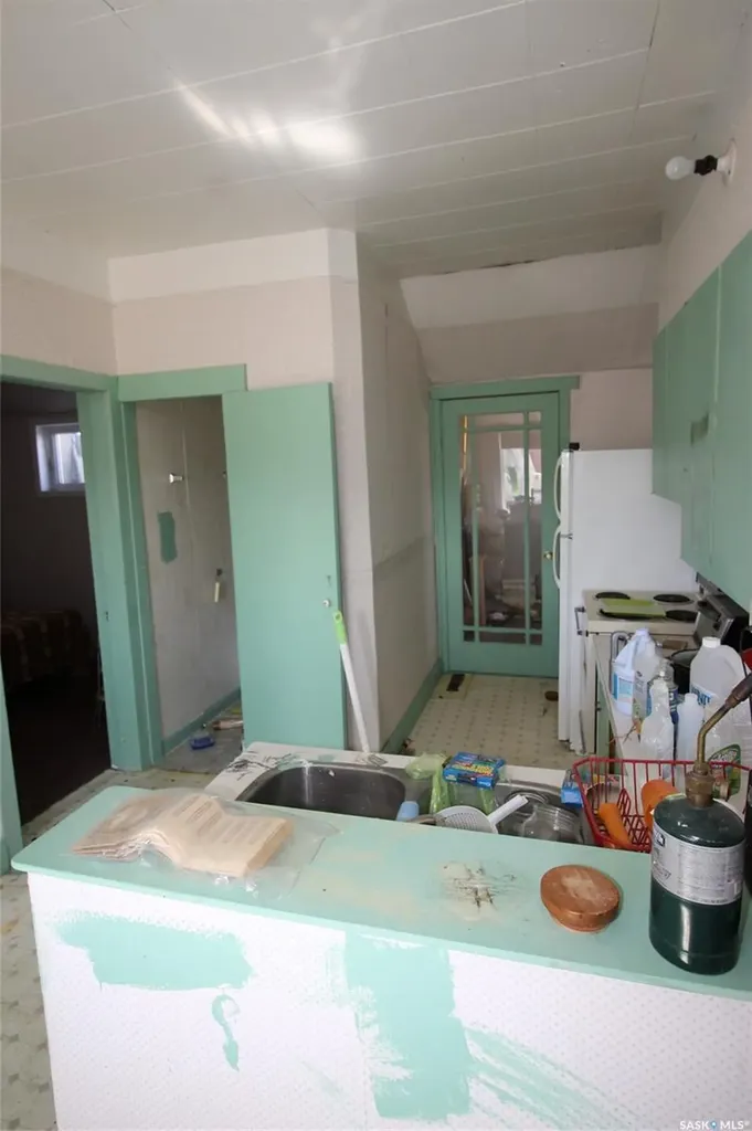 0 Railway Street E Eastend SK S0N 0T0