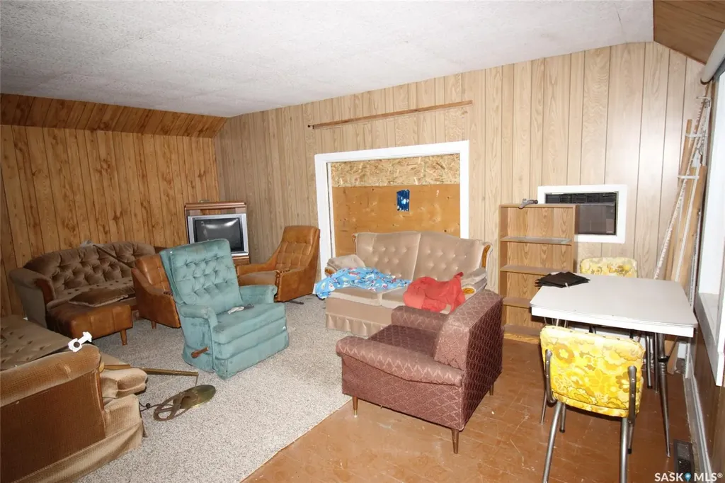 0 Railway Street E Eastend SK S0N 0T0