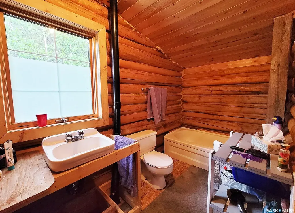 715 Chitek Drive Chitek Lake SK S0J 0L0