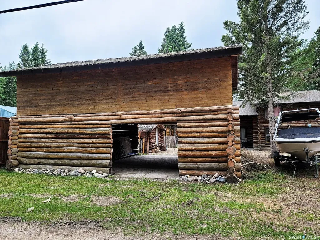 715 Chitek Drive Chitek Lake SK S0J 0L0