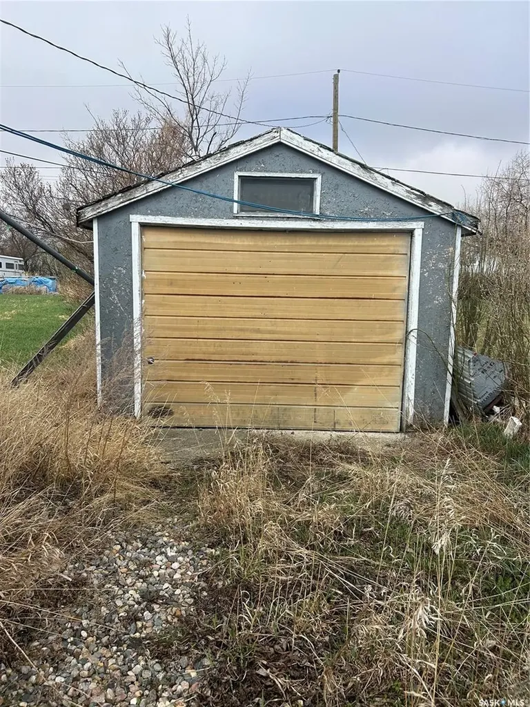 136 Bishop Street Carievale SK S0C 0P0