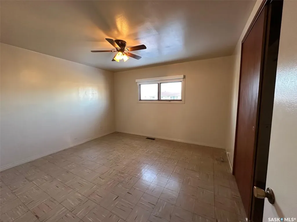 914 George Street Estevan SK S4A 1M6