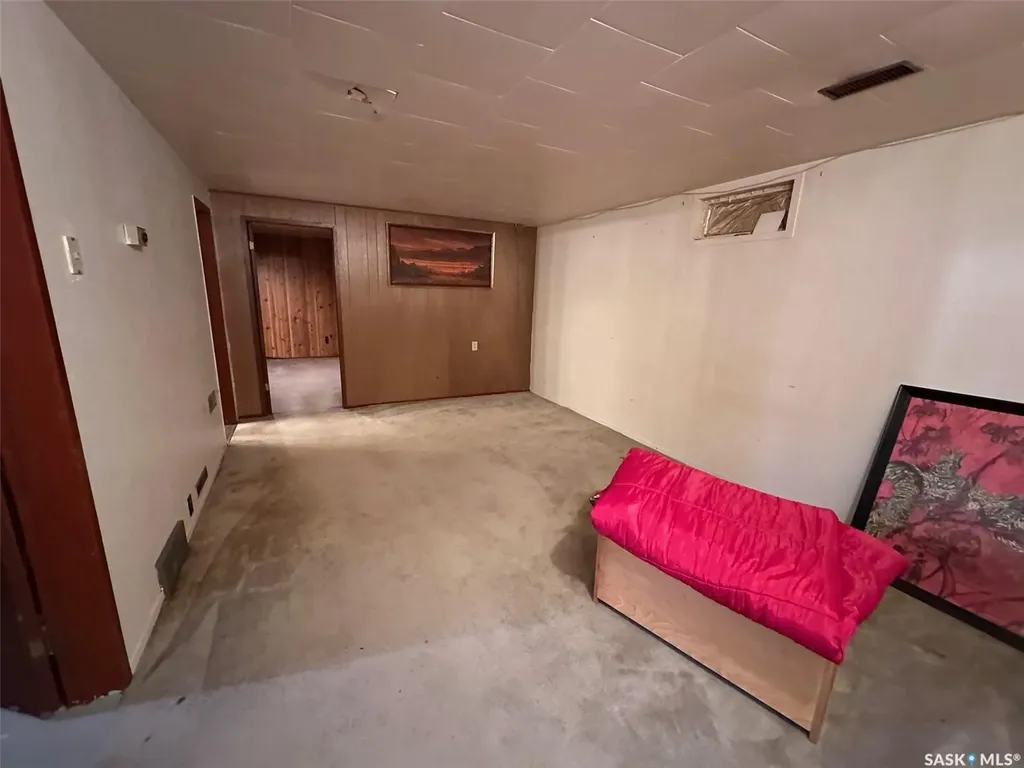 914 George Street Estevan SK S4A 1M6