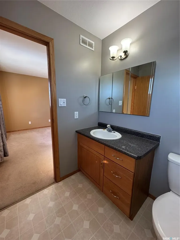 514 Macmillian Street Hudson Bay SK S0E 0Y0