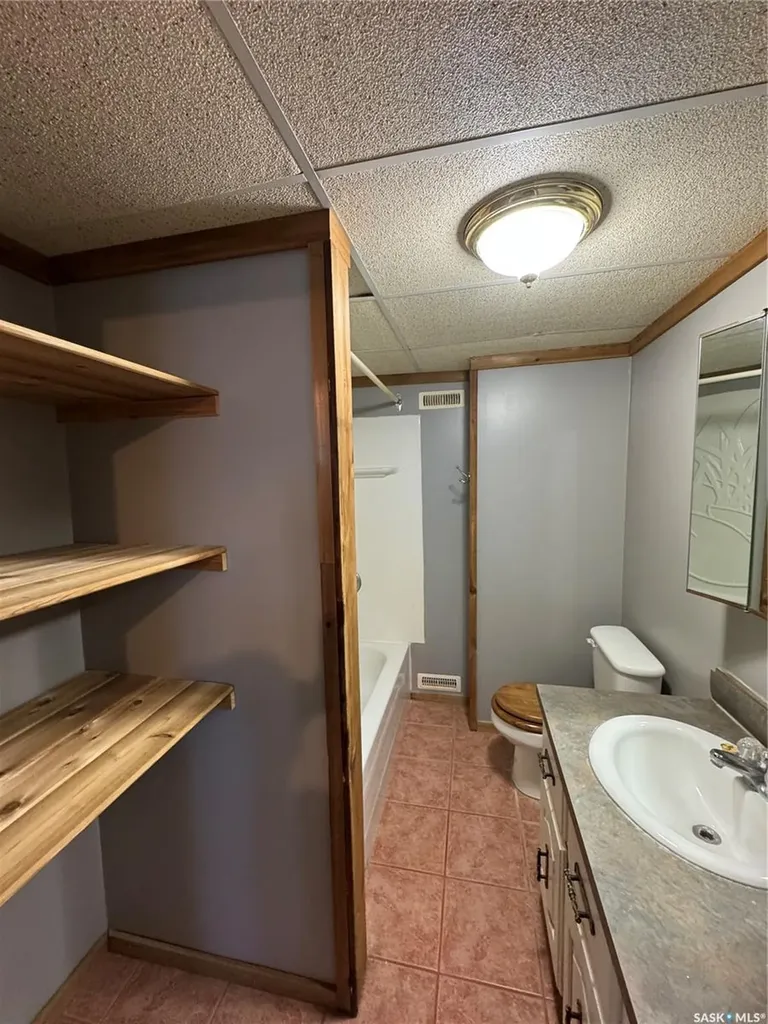 514 Macmillian Street Hudson Bay SK S0E 0Y0