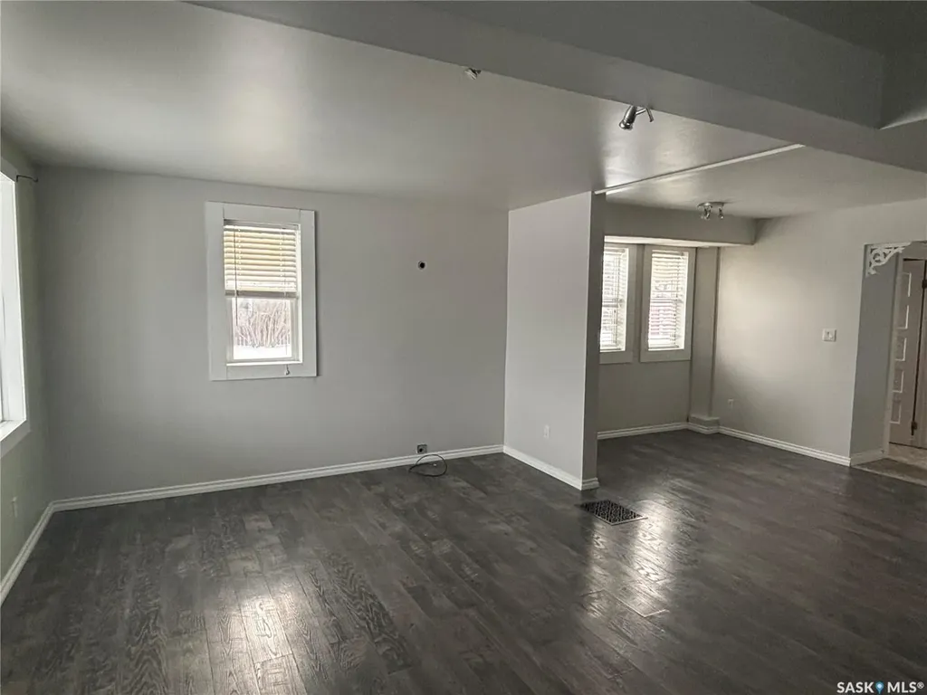 331 3rd Avenue W Assiniboia SK S0H 0B0