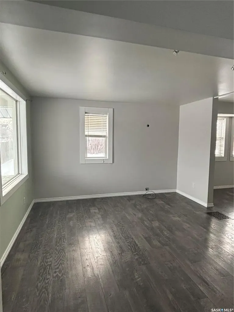 331 3rd Avenue W Assiniboia SK S0H 0B0