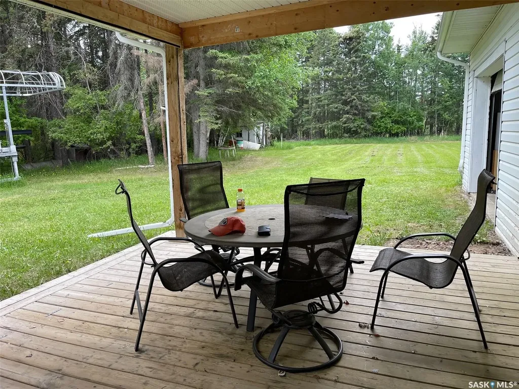 209 Pine Street Chitek Lake SK S0J 0L0