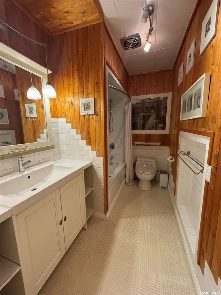 309 Prince Street Hudson Bay SK S0E 0Y0