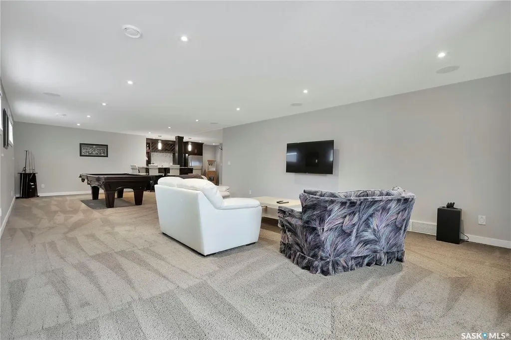 45 Crescent Drive Avonlea SK S0H 0C0