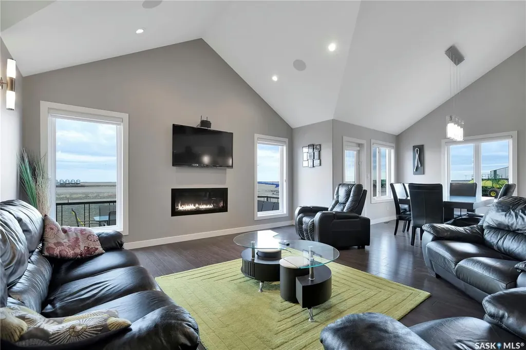 45 Crescent Drive Avonlea SK S0H 0C0