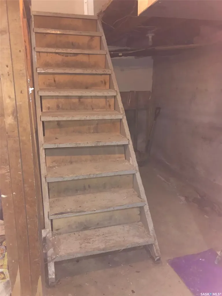 19 1st Avenue N Hyas SK S0A 1K0