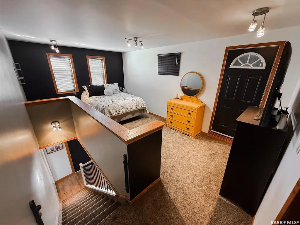 103 1st Street E Frontier SK S0N 0W0