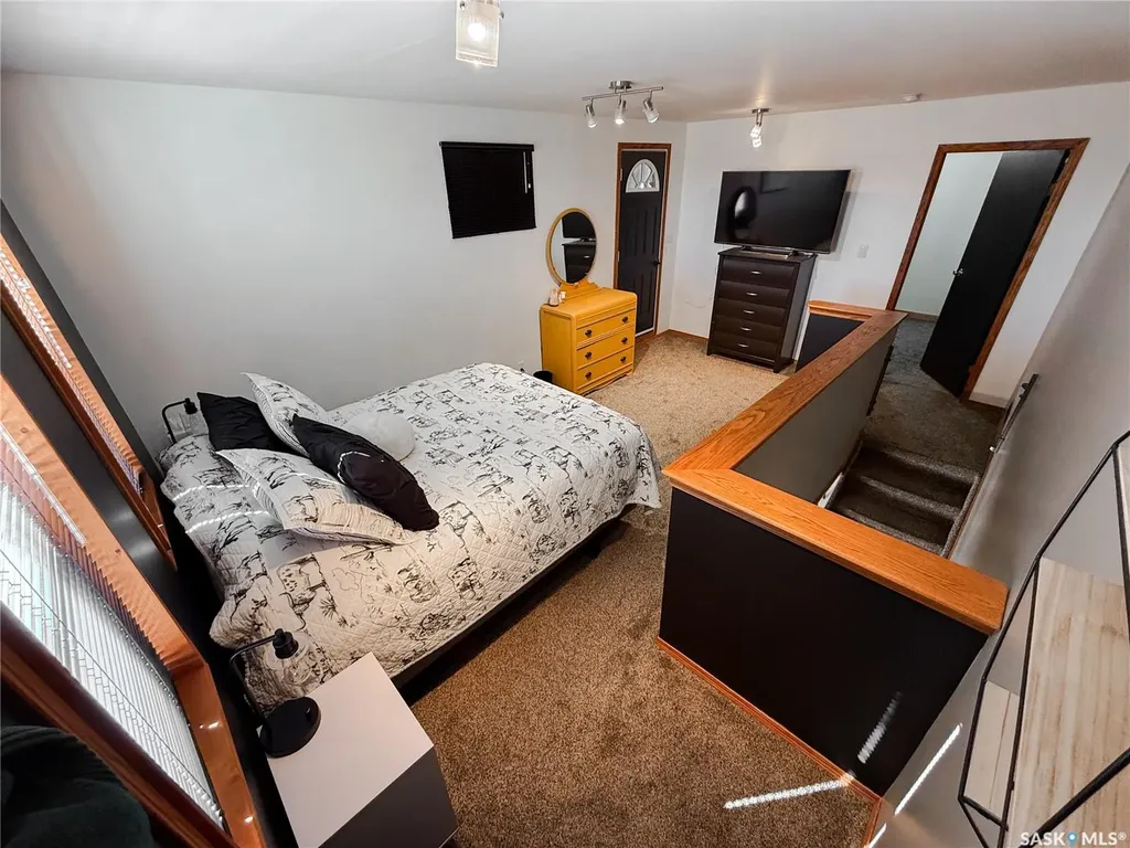 103 1st Street E Frontier SK S0N 0W0