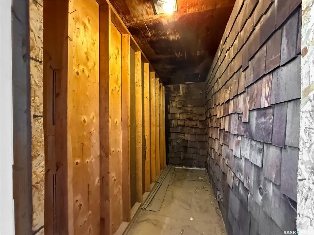 103 1st Street E Frontier SK S0N 0W0