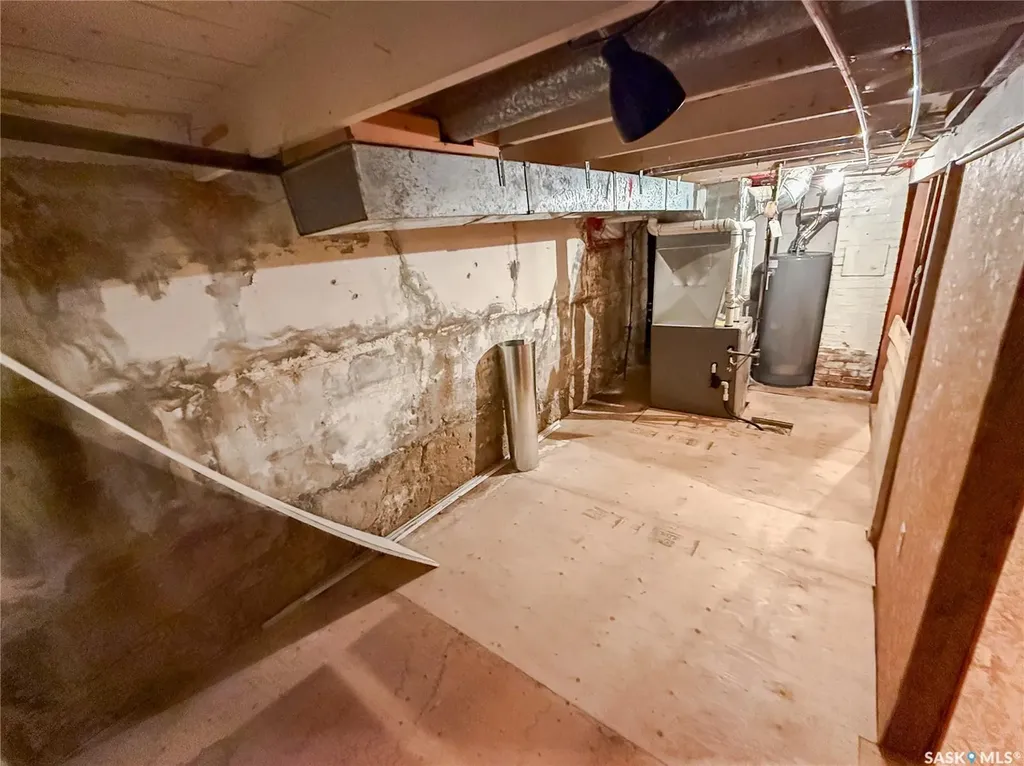 103 1st Street E Frontier SK S0N 0W0