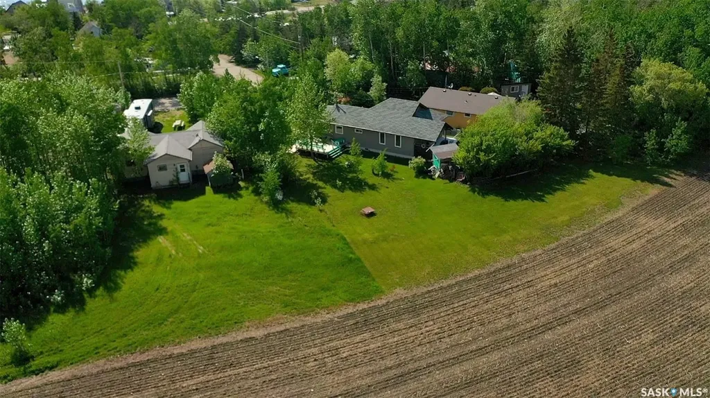 15 Kim Dawn Crescent Fishing Lake SK S0A 1Y0