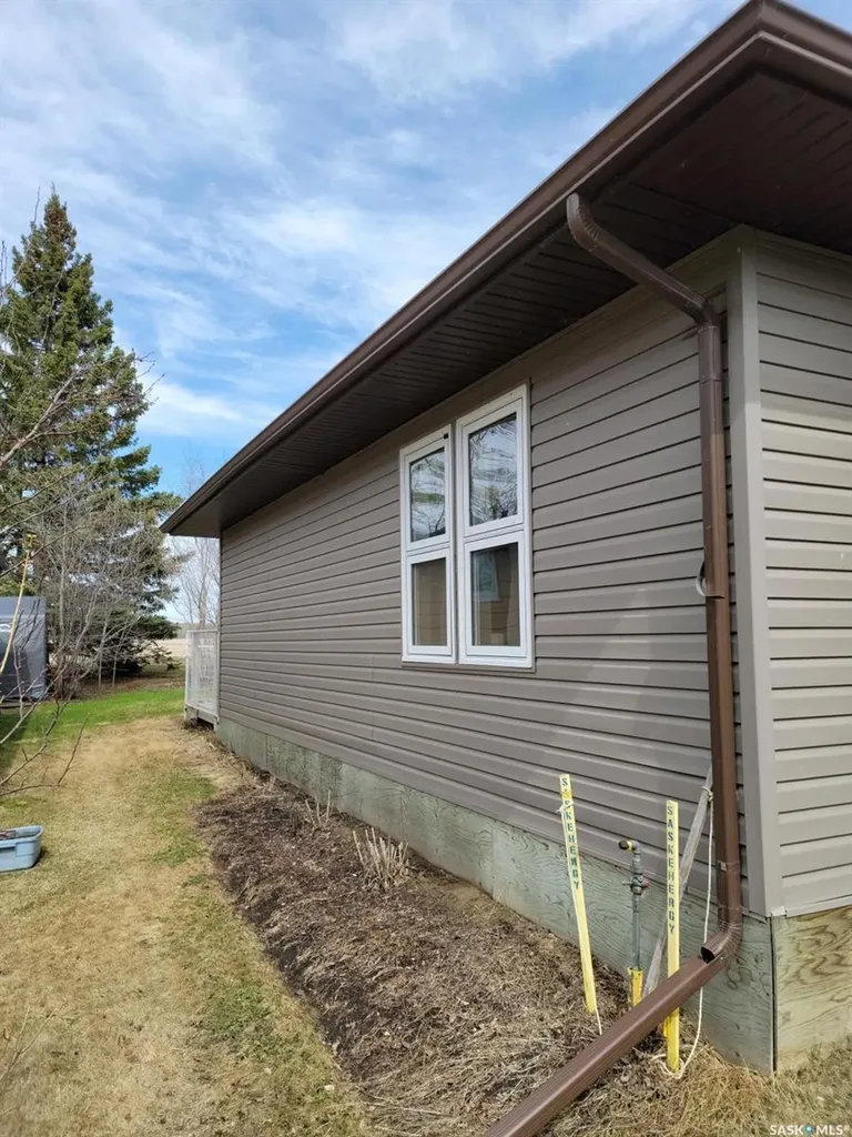 15 Kim Dawn Crescent Fishing Lake SK S0A 1Y0