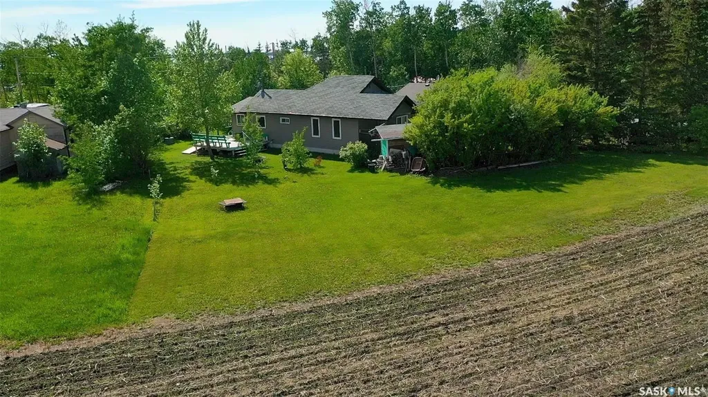 15 Kim Dawn Crescent Fishing Lake SK S0A 1Y0