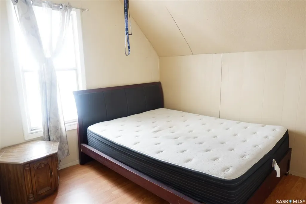 405 4th Avenue E Assiniboia SK S0H 0B0