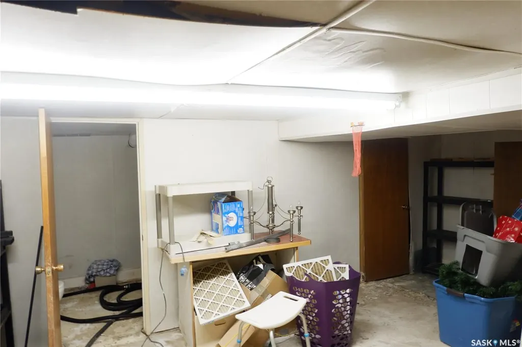 405 4th Avenue E Assiniboia SK S0H 0B0