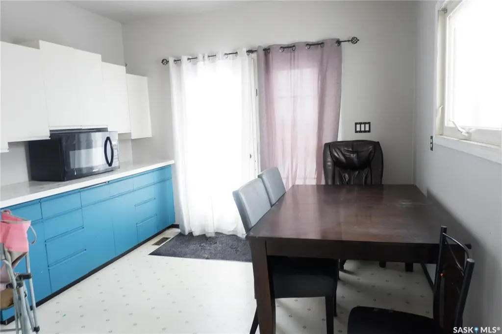 405 4th Avenue E Assiniboia SK S0H 0B0