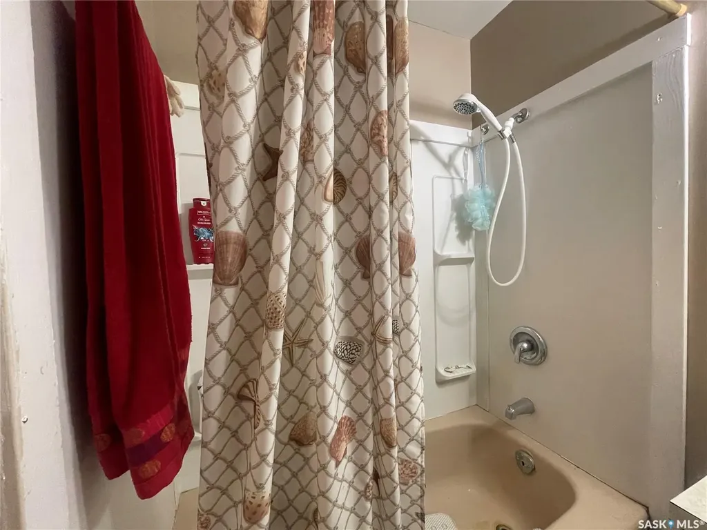 1001 2nd Street W Kindersley SK S0L 1S0