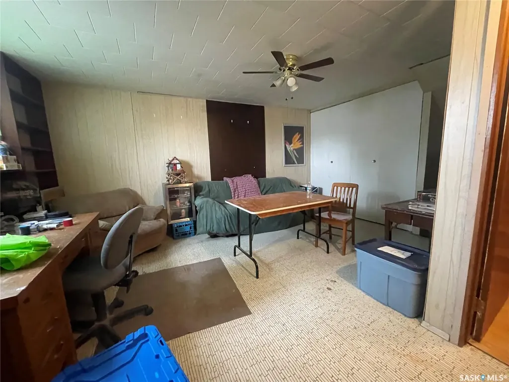 1001 2nd Street W Kindersley SK S0L 1S0