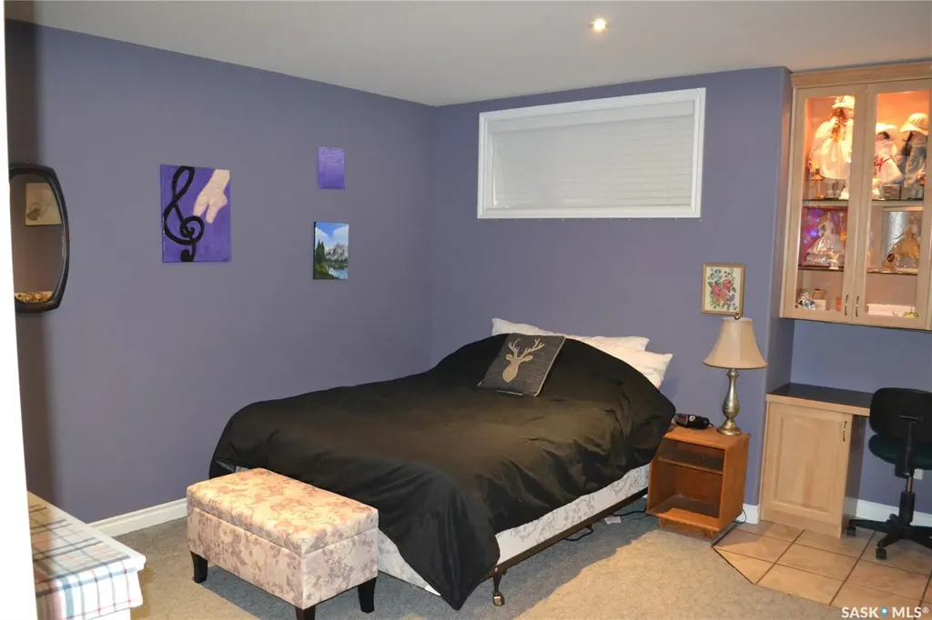 801 13th Avenue E Kindersley SK S0L 1S0