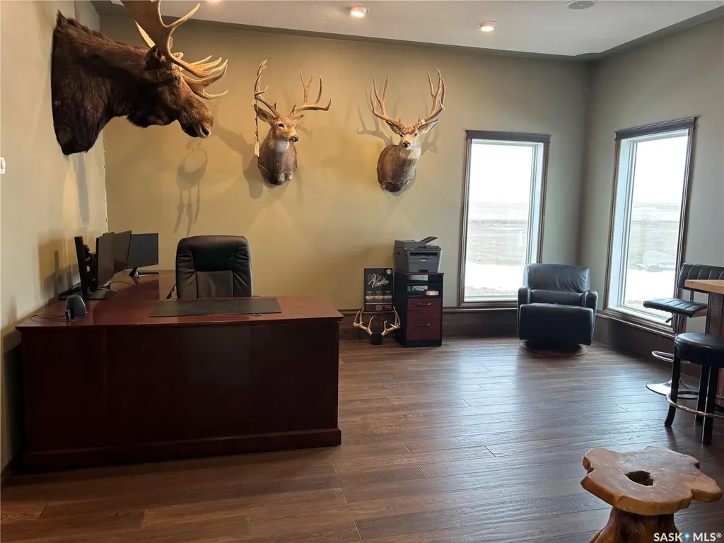 801 13th Avenue E Kindersley SK S0L 1S0