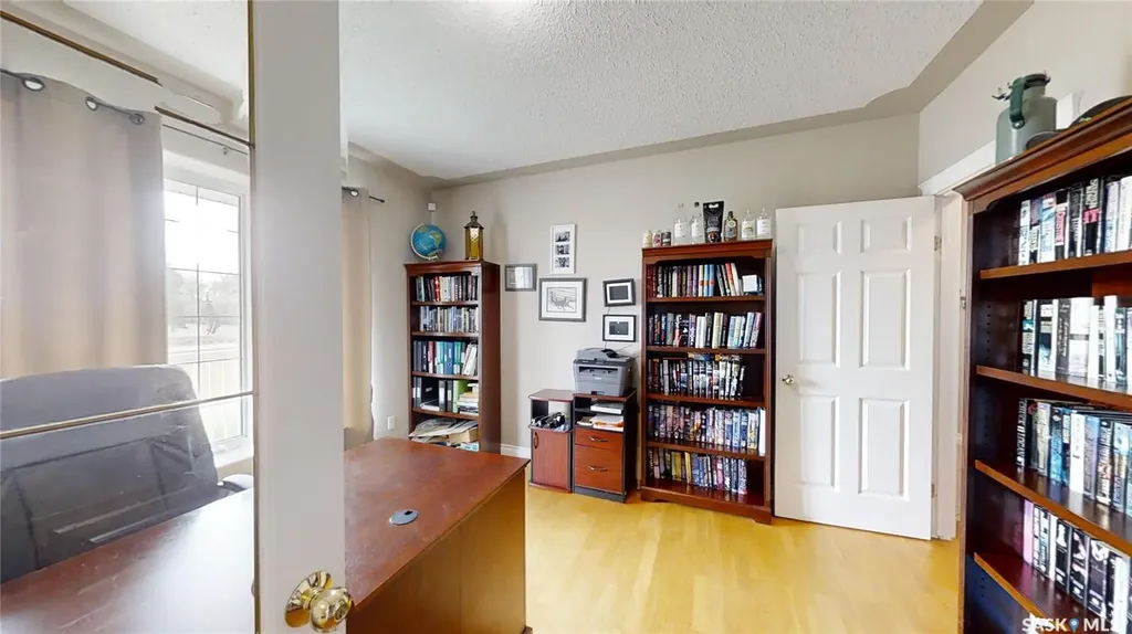 801 13th Avenue E Kindersley SK S0L 1S0