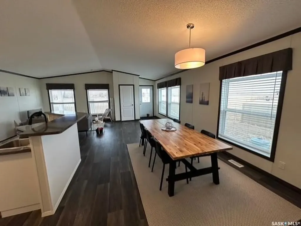 11 Lakeshore Drive Gravelbourg Rm No. 104 SK S0H 1X0