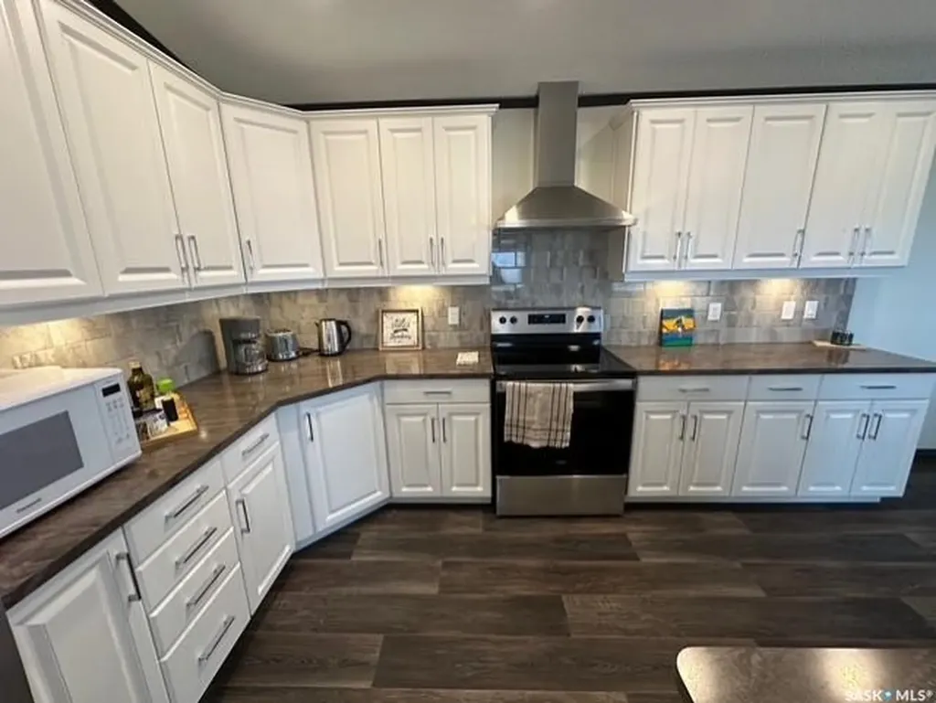 11 Lakeshore Drive Gravelbourg Rm No. 104 SK S0H 1X0