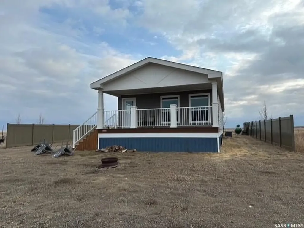 11 Lakeshore Drive Gravelbourg Rm No. 104 SK S0H 1X0