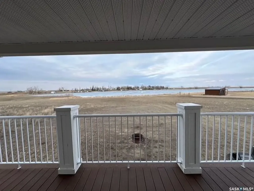 11 Lakeshore Drive Gravelbourg Rm No. 104 SK S0H 1X0