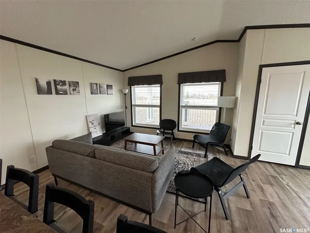 9 Lakeshore Drive Gravelbourg Rm No. 104 SK S0H 1X0