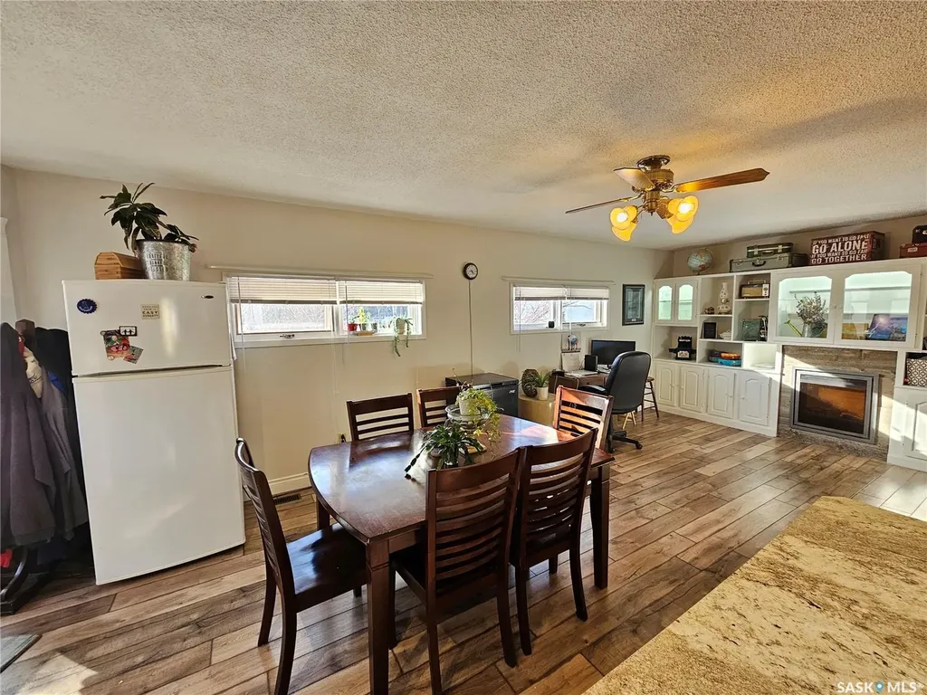 432 E Road Allowance Leader SK S0N 1H0