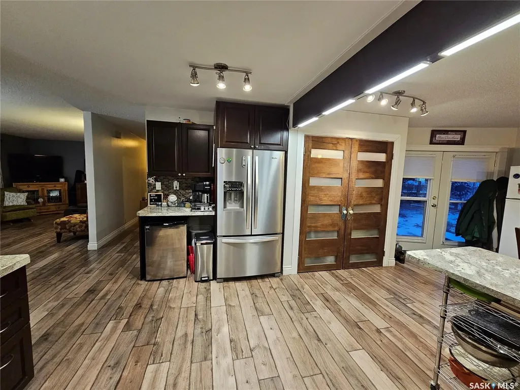 432 E Road Allowance Leader SK S0N 1H0