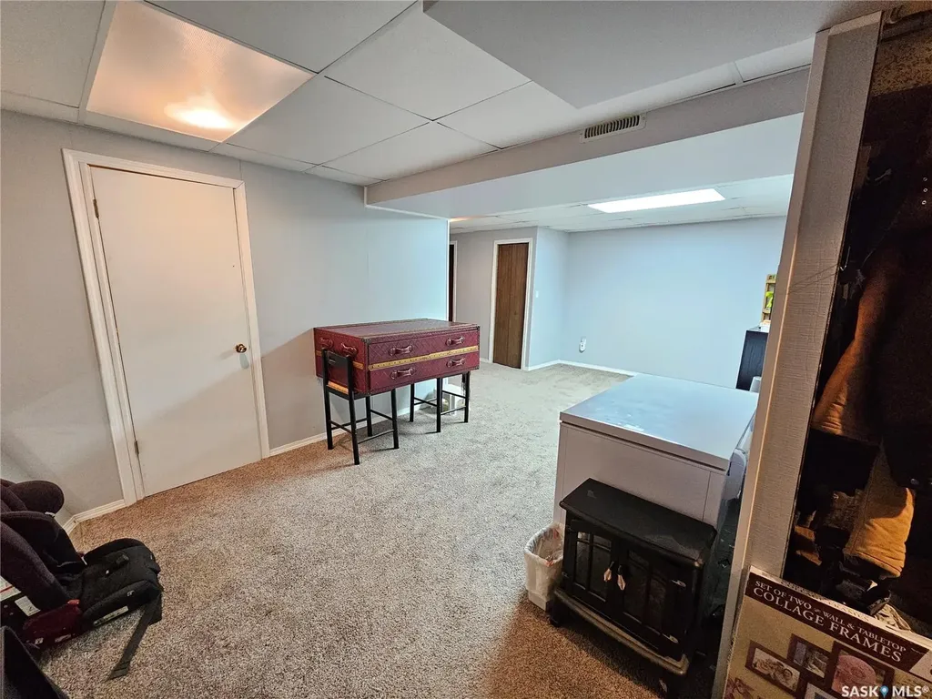 432 E Road Allowance Leader SK S0N 1H0