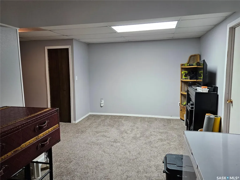 432 E Road Allowance Leader SK S0N 1H0