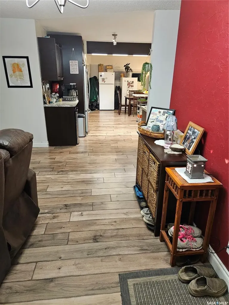 432 E Road Allowance Leader SK S0N 1H0