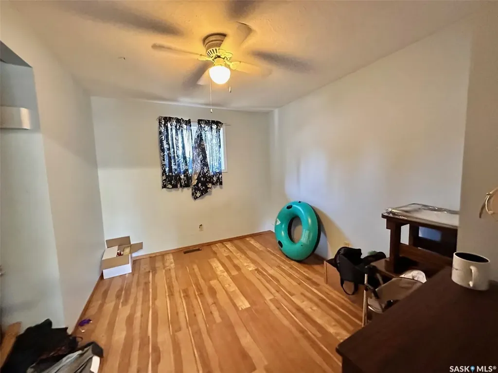 706 Railway Street Chitek Lake SK S0J 0L0