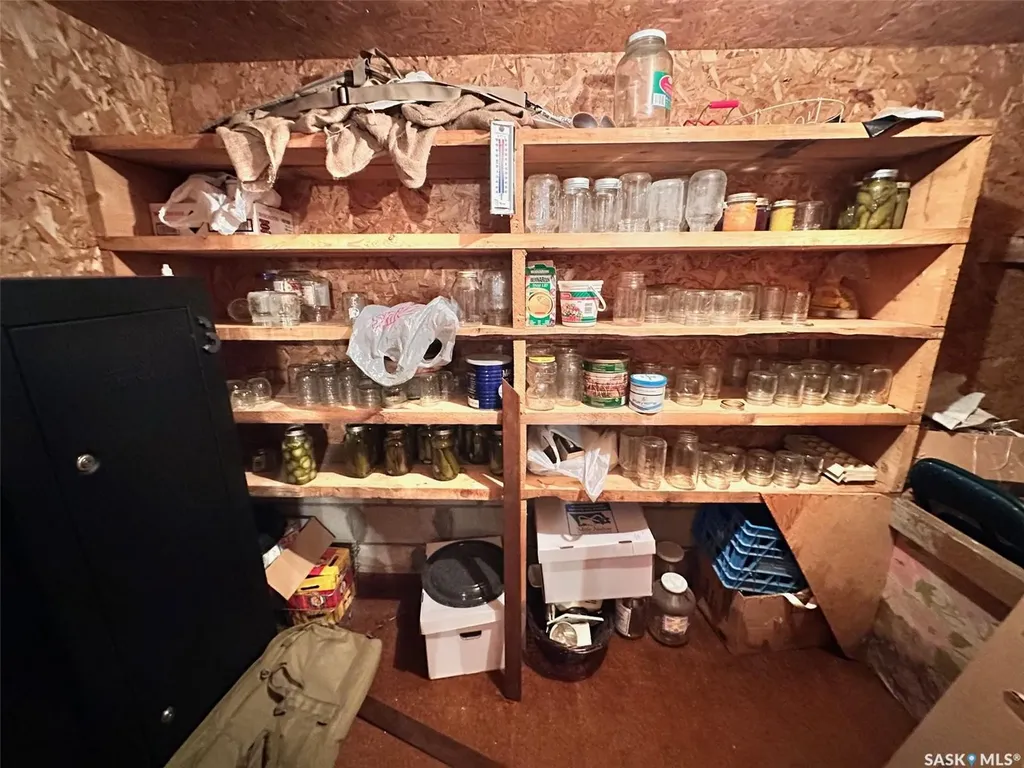 706 Railway Street Chitek Lake SK S0J 0L0