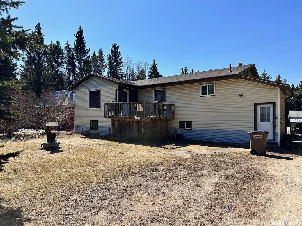 706 Railway Street Chitek Lake SK S0J 0L0