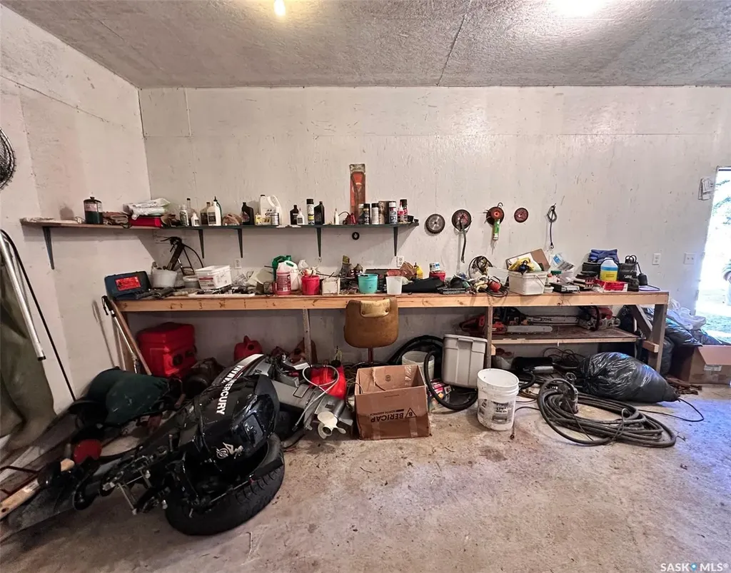 706 Railway Street Chitek Lake SK S0J 0L0