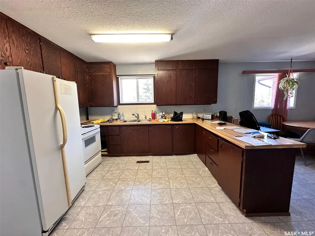 706 Railway Street Chitek Lake SK S0J 0L0