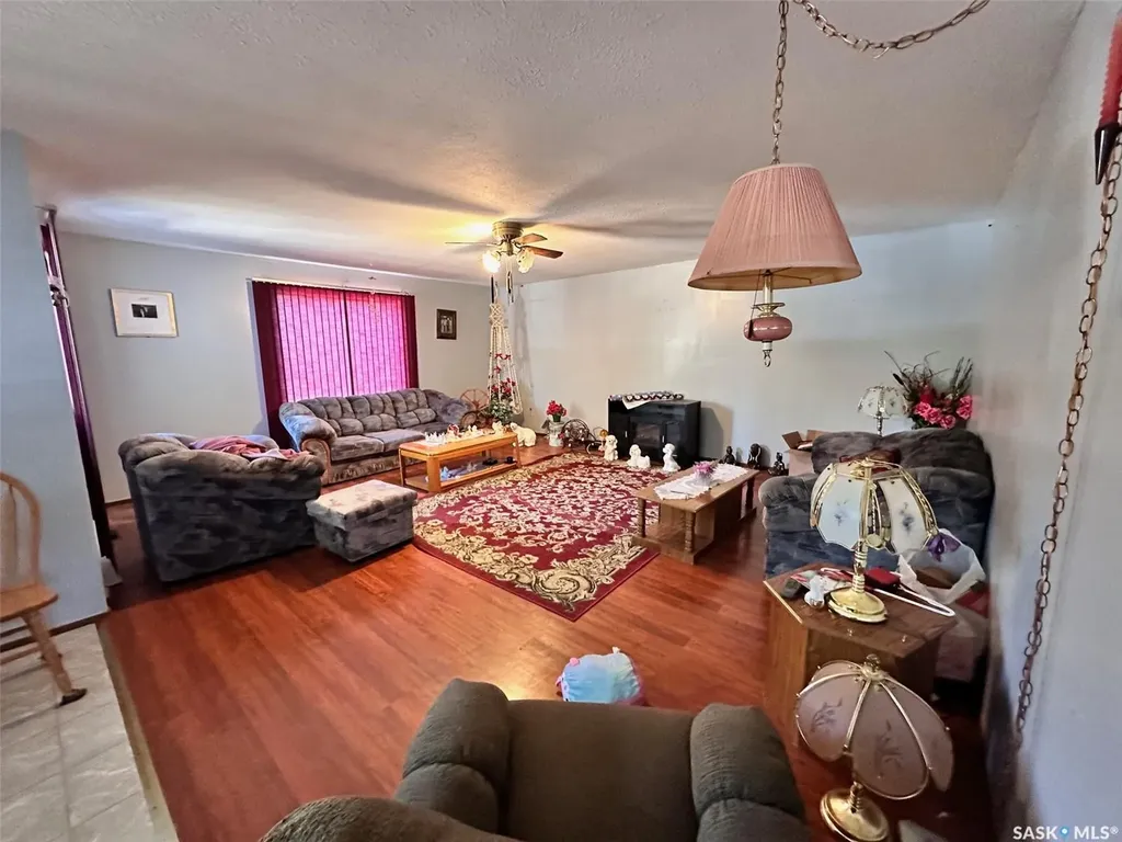 706 Railway Street Chitek Lake SK S0J 0L0