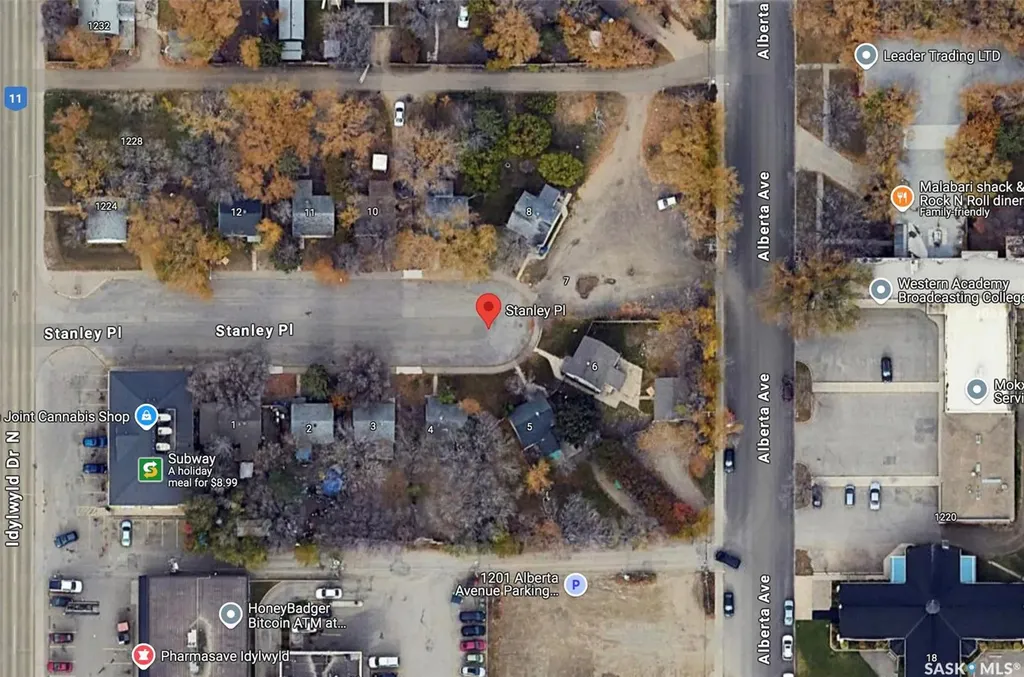 5 Stanley Place Saskatoon SK S7L 1C3