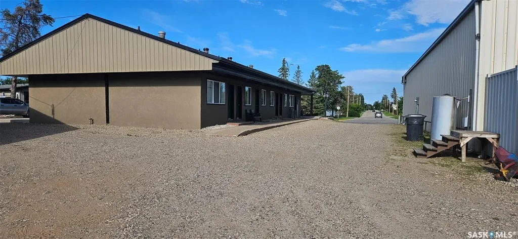 720 8th Street W Nipawin SK S0E 1E0